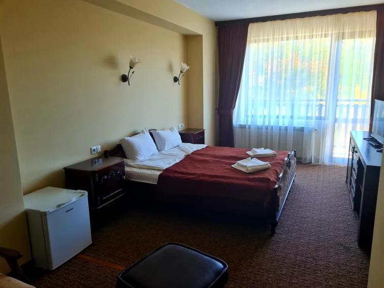 Family Hotel Bela Трявна Экстерьер фото