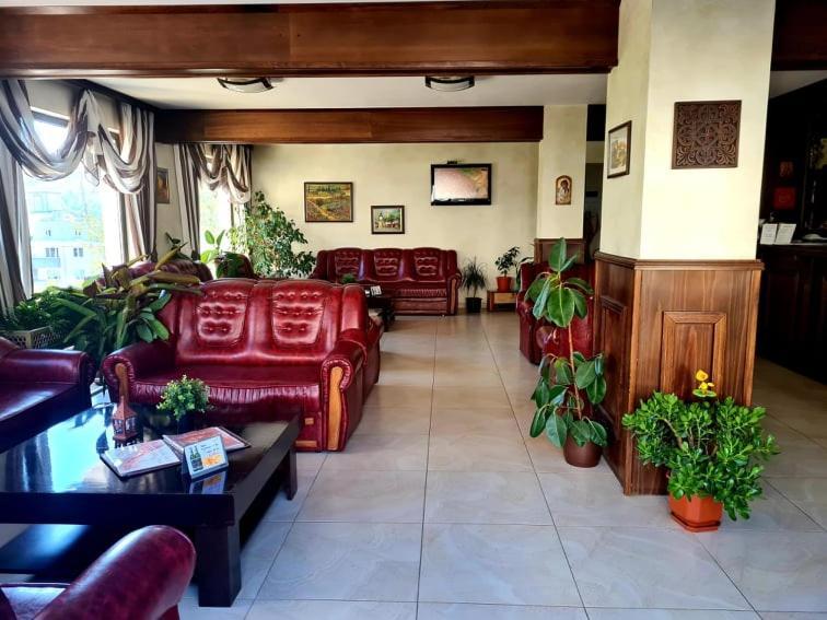 Family Hotel Bela Трявна Экстерьер фото